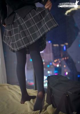 凯茜顺从的女孩