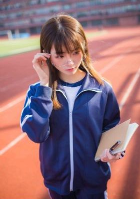 九号囚室女人