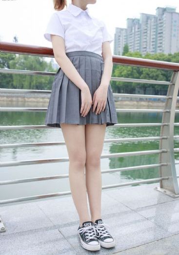把她抵在洗手台挺进撞击视频