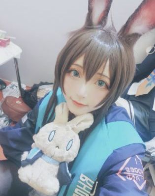 我邻居的老2婆免费观看